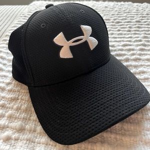 UNDER ARMOUR ATHLETIC CAP